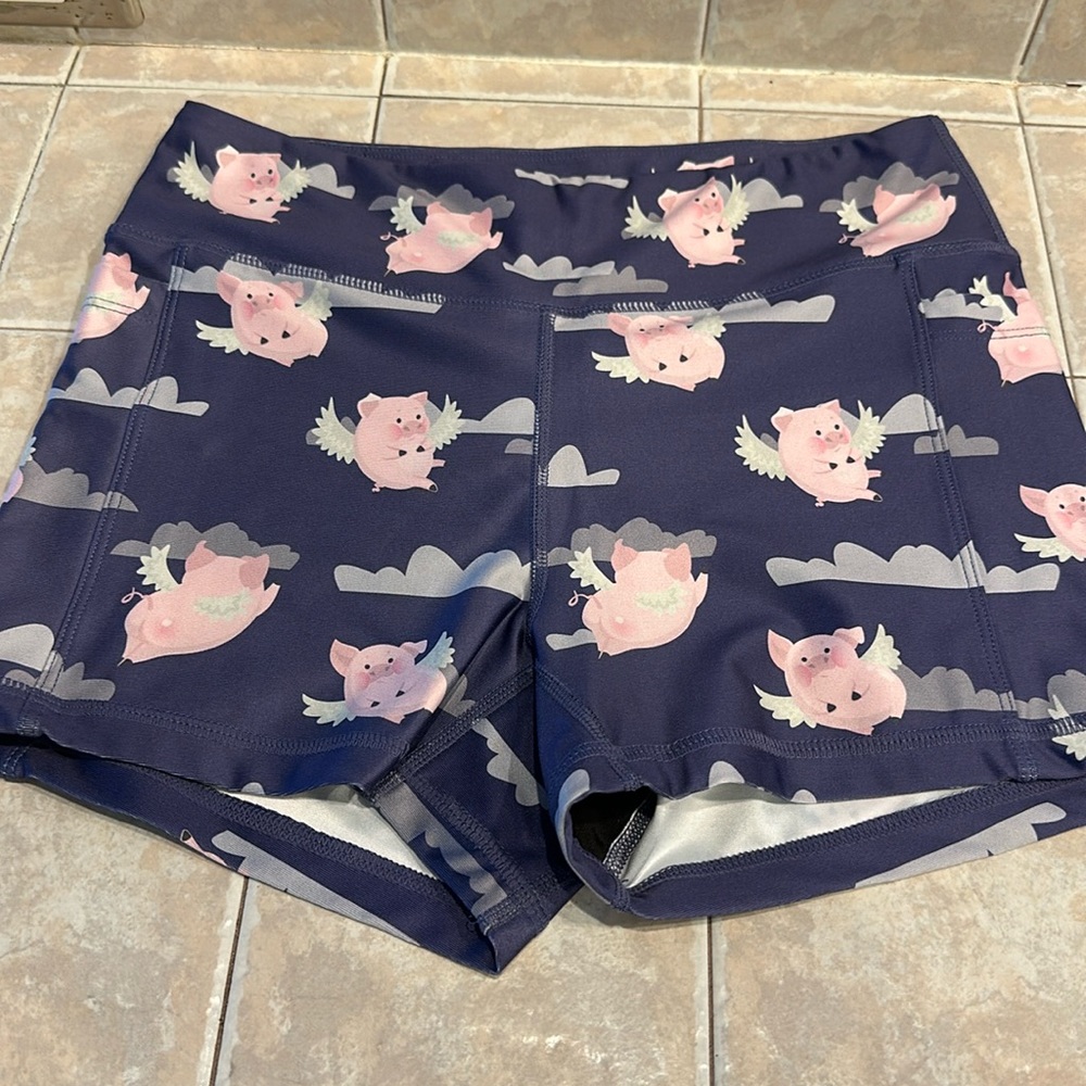 NWOT WodBottom Large When Pigs fly shorts
